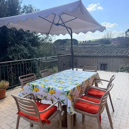 Apartment Il Sotto Nido Siena
